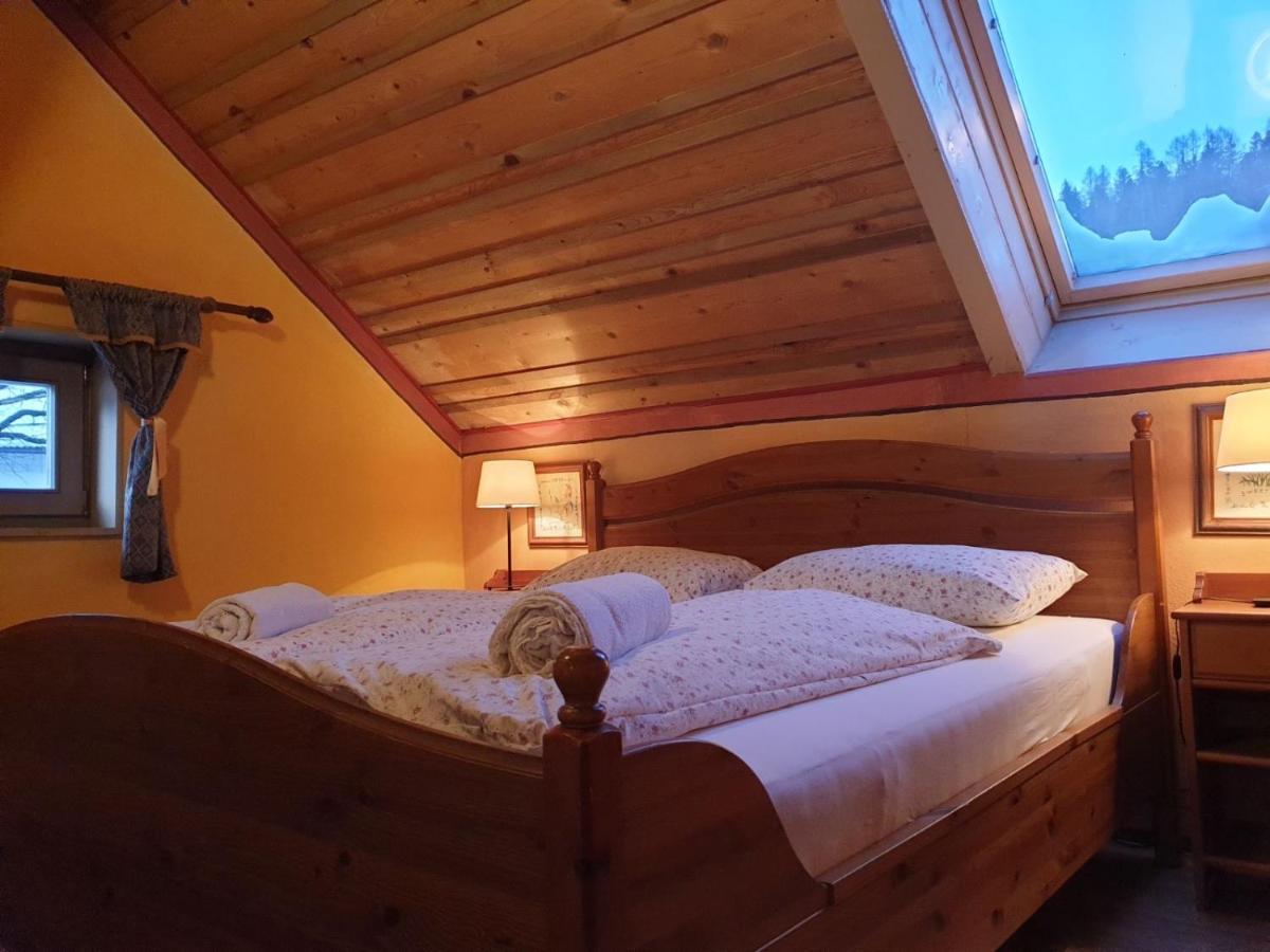 Apartments Belopeski Dvori Kranjska Gora Bilik gambar
